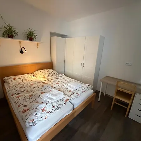 Moderni A Utulny 2kk, Idealni Pro Pary Apartment *